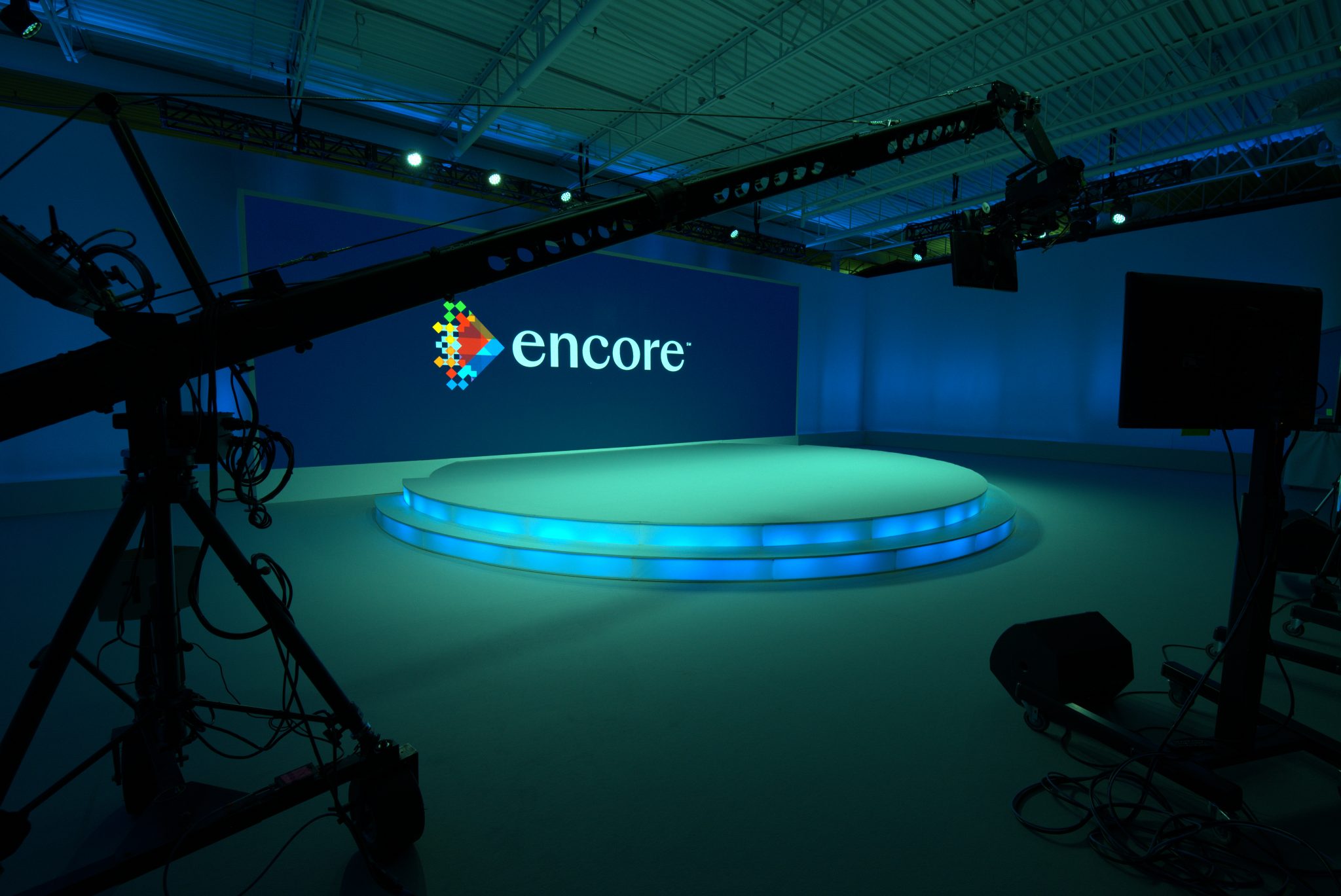 Why Use a Presentation Stage? Encore Canada